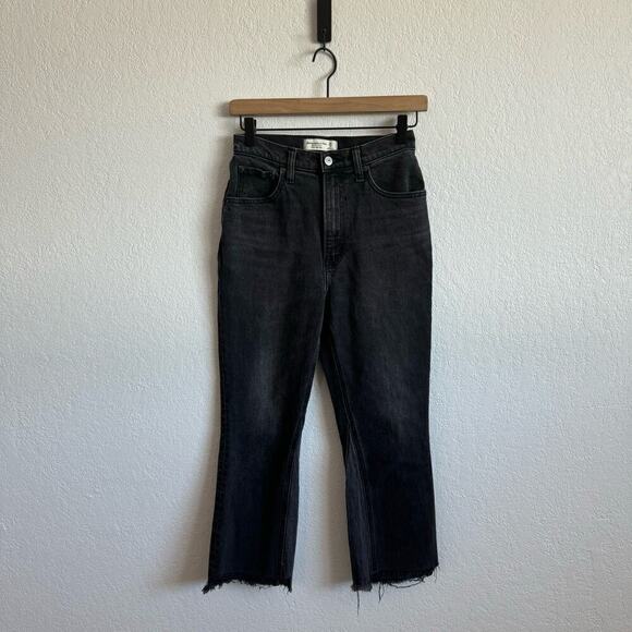 Abercrombie & Fitch Ultra High Rise Frayed Kick Flare Denim Jean Washed Black 25 - Picture 4 of 10